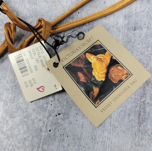 Vintage NWT Victoria's Secret | Velvet Golden Tan Shoulder Bag - Picture 3 of 6